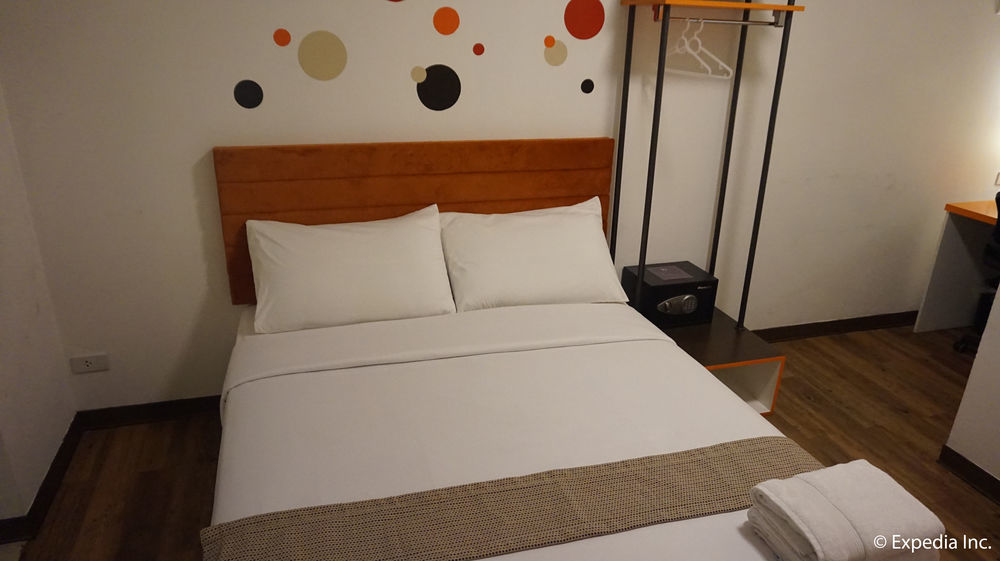 H Hotels - Metro North Uno Кесон-Сіті Екстер'єр фото