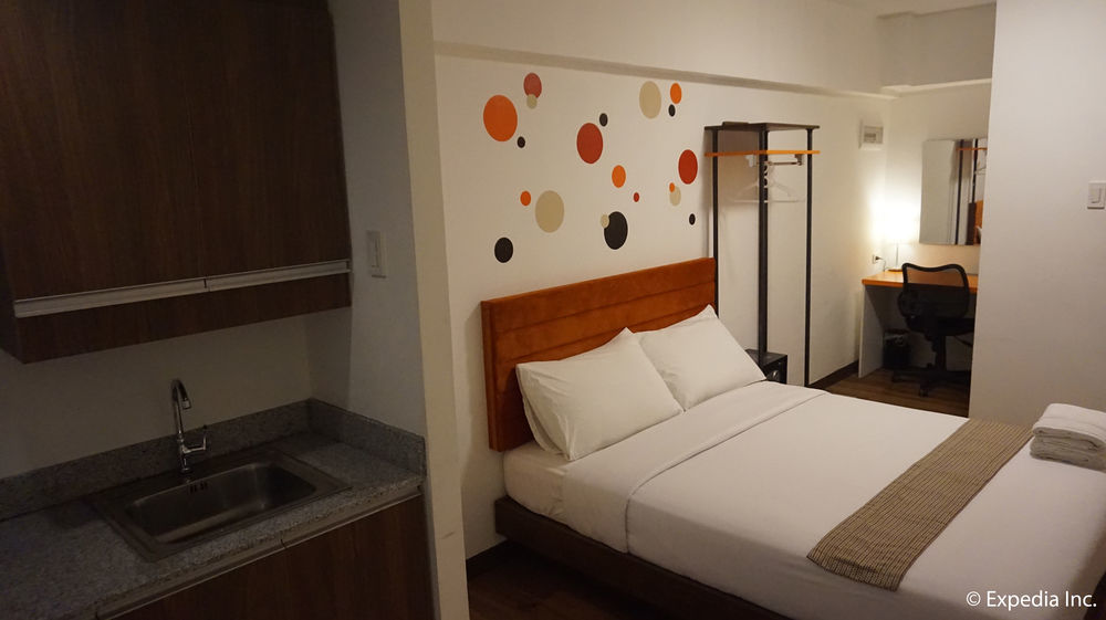 H Hotels - Metro North Uno Кесон-Сіті Екстер'єр фото