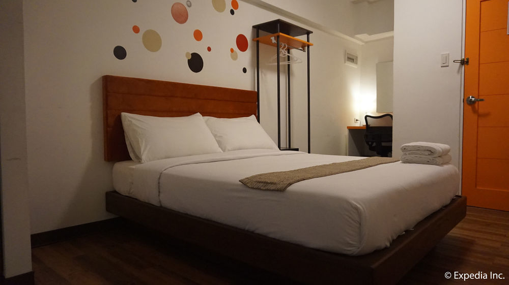H Hotels - Metro North Uno Кесон-Сіті Екстер'єр фото