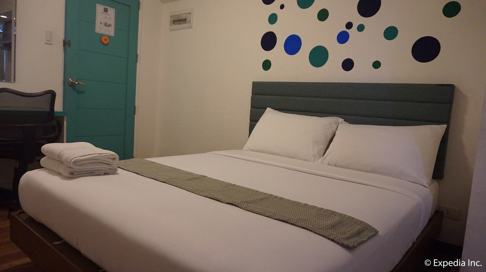 H Hotels - Metro North Uno Кесон-Сіті Екстер'єр фото