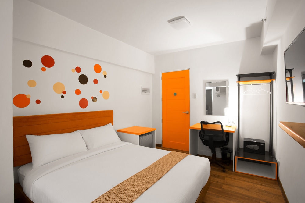 H Hotels - Metro North Uno Кесон-Сіті Екстер'єр фото