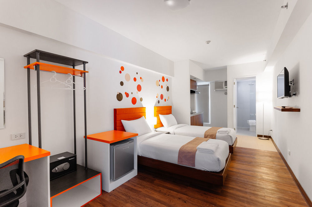 H Hotels - Metro North Uno Кесон-Сіті Екстер'єр фото