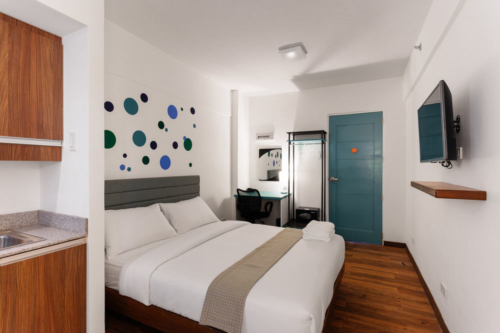 H Hotels - Metro North Uno Кесон-Сіті Екстер'єр фото